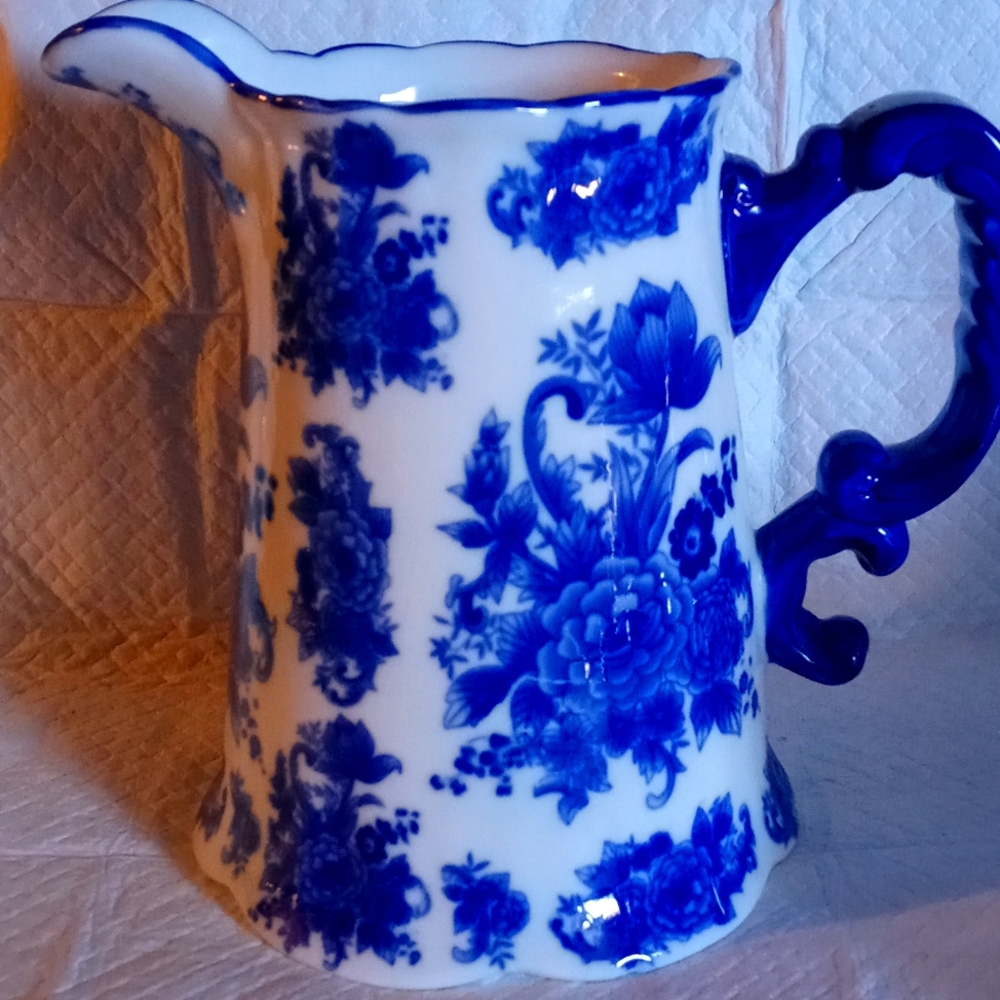 Cracker Barrel pitcher